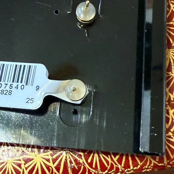 NWT AQUA Three Stone Linear Gold And Pink Earrings - Picture 9 of 10